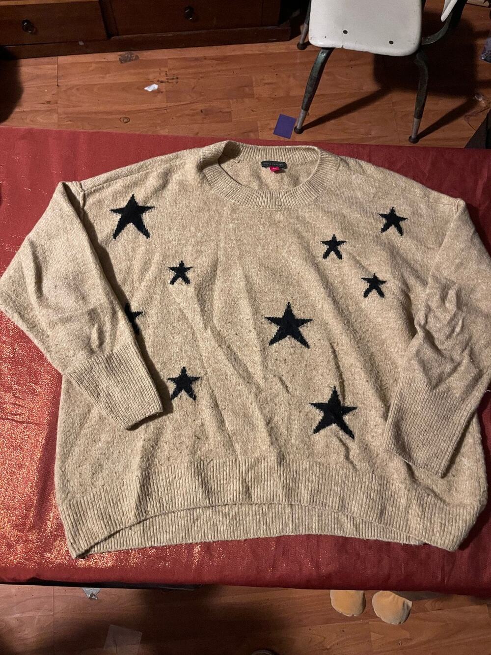 Vince Camuto Sweater Womens L Star Pattern Crewneck Knit Pullover Beige
